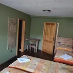 Kovarov Guest house 3*