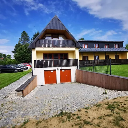 Kovářov 3*