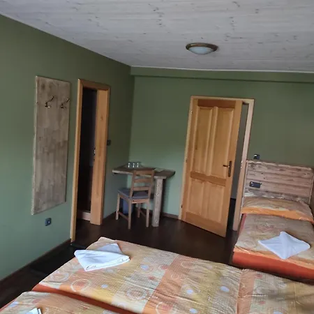 Kovarov Pensionat 3*